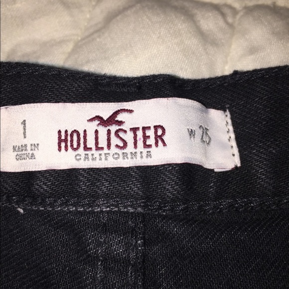 High-waisted distressed black denim shorts - Picture 5 of 5